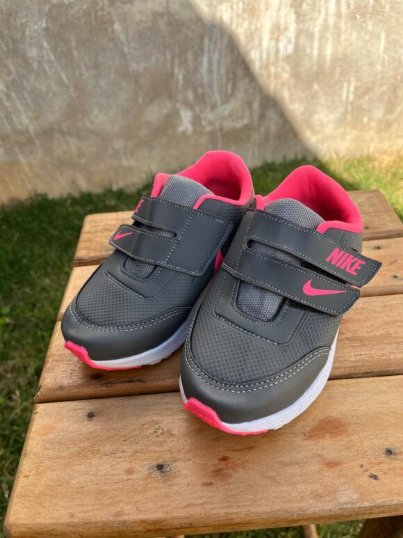 Tênis Infantil Cinza e Rosa